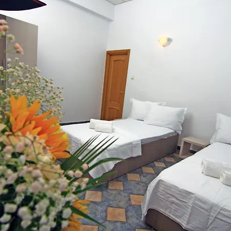 Nirvana Apartment *